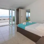 Apartment Dana Makarska