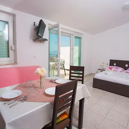 Apartment Dana