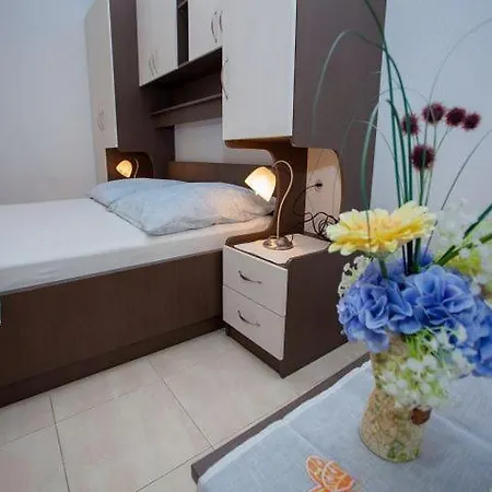 Dana Apartment