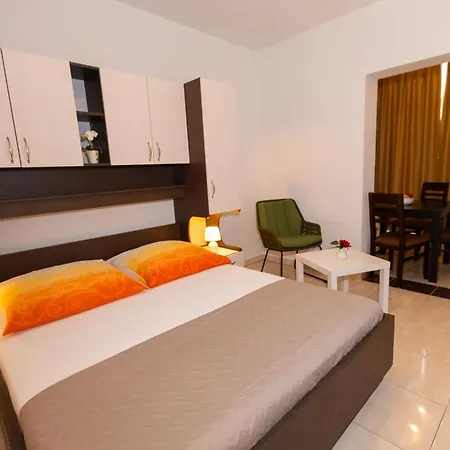 Apartament Dana