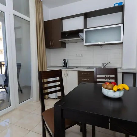 Dana * Макарська