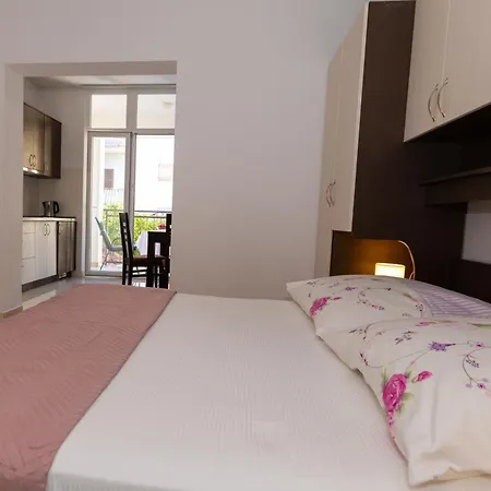 Dana Apartamento