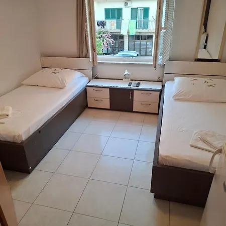 Dana Apartment