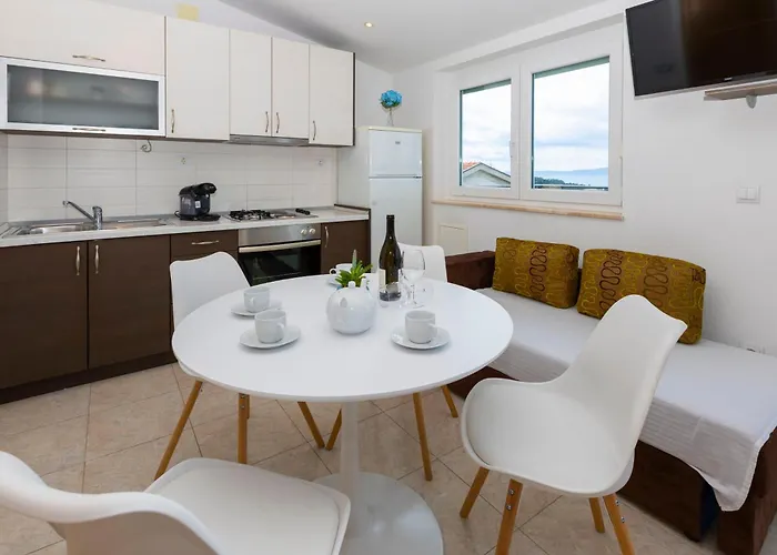 Апартаменти Dana Макарська